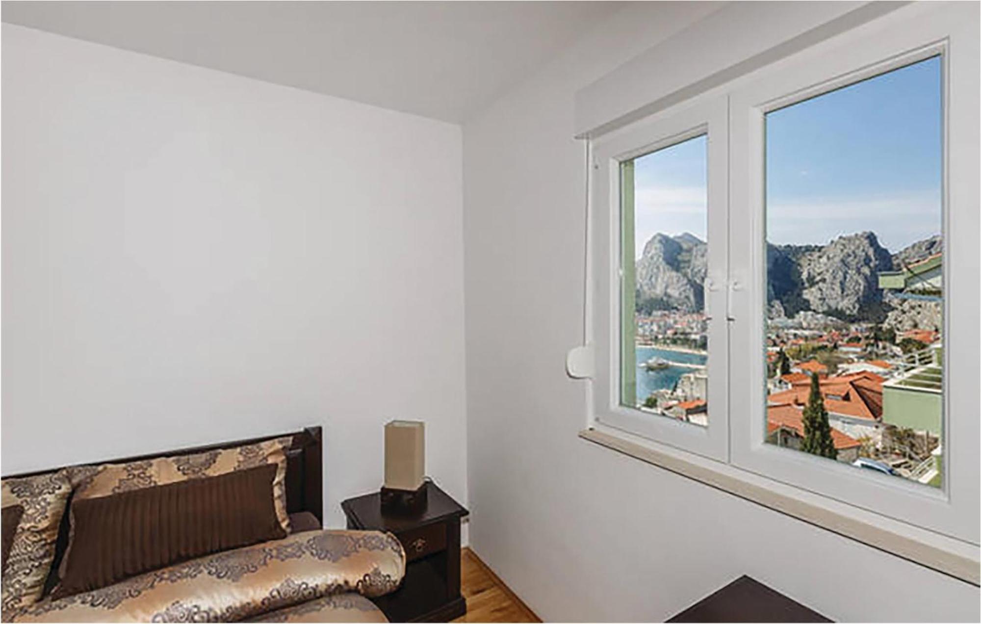 Nice Apartment In Omis With House Sea View Exterior foto